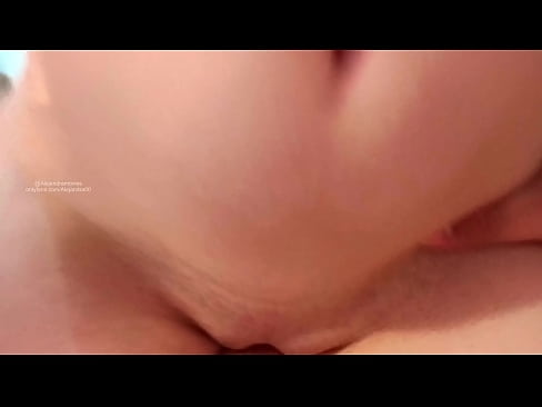 ❤️ Nire ahizparen gelan lo egiten eta horrela esnatu nintzen ❌ Sexu bideoa gurean eu.hentaivost.ru